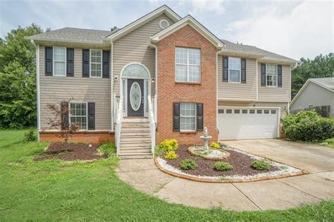 30 Cannondale Dr, Winder, GA 30680 is currently not for sale. The 1,774 Square Feet townhouse home is a 3 beds, 3 baths property. This home was built in 2021 and last sold on 2024-04-19 for $311,000. View more property details, sales history, and Zestimate data on Zillow.. 