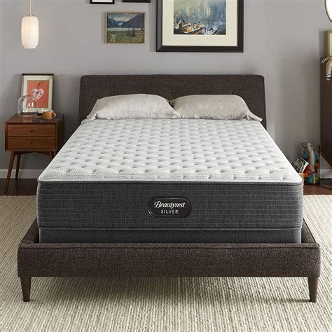 Cheap twin mattresses. If you’re in the market for a new bed, you might want to consider investing in a twin adjustable bed base. These innovative beds have been gaining popularity in recent years and fo... 