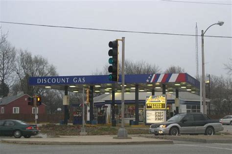 Check current gas prices and read customer reviews. Rated 3.8 out of 5 stars. Thorntons in Savoy, IL. Carries Regular, Midgrade, Premium, Diesel. ... 1301 S Mattis .... 