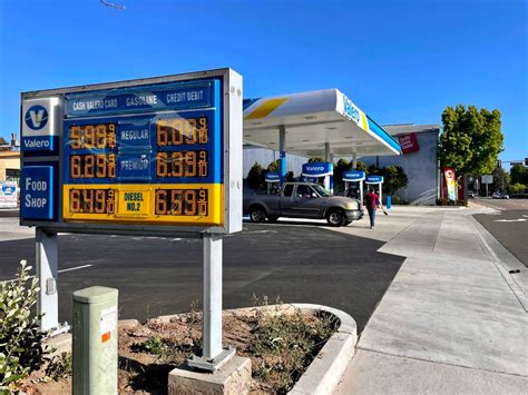 Apr 25, 2022 · SLO County’s average gas price stagnant, find the cheapest prices April 25, 2022 . By KAREN VELIE. During the past week, the average price for a gallon of regular gasoline in San Luis Obispo ...