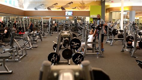 Cheapest gym near me. Jan 6, 2020 ... Looking for a low-cost fitness plan at a gym that meets your needs? Compare large fitness chains with at least five locations in Switzerland now ... 