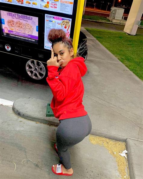 Cheating on my girlfriend with her slim thick sister. Mar 27, 2015 · Whether this is a faked incident or not is unclear, but it’s certainly made spray-painting “HOPE SHE WAS WORTH IT” on a cheater’s car a popular way to get revenge. 2. Dear “Poorly ... 