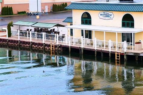  Libby's Downtown. If going that way, worth the stop! 4. Big Boy Restaurants. Not many tables out there but it nice to see the boat up and down the river.... 5. McDonald's. The staff was friendly, and the order was correct. The food was warm and fresh... . 