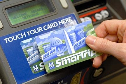 Check smartrip card balance. How do I check my SmarTrip card balance? To check your card balance, you can: Login to your account. Tap your plastic SmarTrip to a Fare Vending Machine at any Metrorail station. Look at the fare gate while using your SmarTrip at any Metrorail station. Which bus is free in Baltimore? The Charm City Circulator (CCC), a fleet of 24 … 