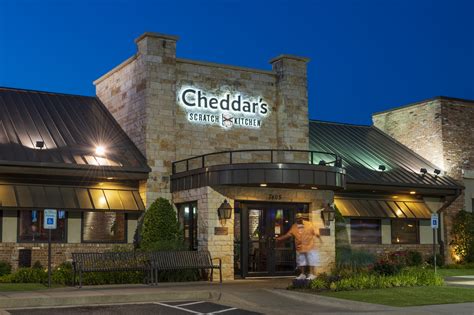 Visit the Cheddar's Scratch Kitchen located in Knoxville, TN - Kingston Pike and enjoy scratch-made dishes with quality ingredients. See restaurant details. ... What does that mean exactly for people of Knoxville? That means Santa Fe Spinach Dip or Cheddar's Cheese Fries after checking out the Sunsphere. It means huge Painkiller cocktails (the ....