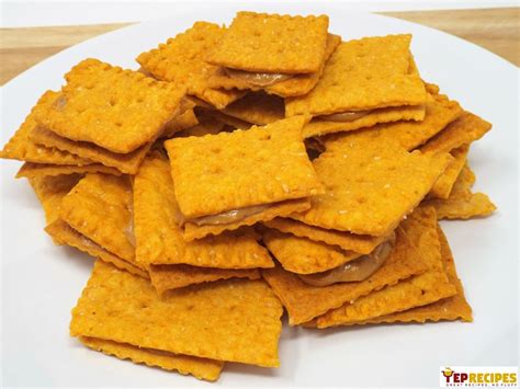 Cheese and peanut butter crackers. Keebler Cheese and Peanut Butter sandwich crackers are the real deal. Conveniently-packaged crackers feature a tempting combination of crunchy crackers sandwiched … 