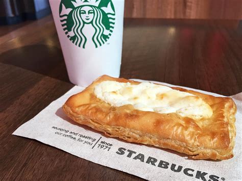 Cheese danish starbucks. Considered by many coffee lovers to serve the best coffee in the world, Starbucks is an international conglomerate that took over the coffee scene in bold and unexpected ways. Afte... 