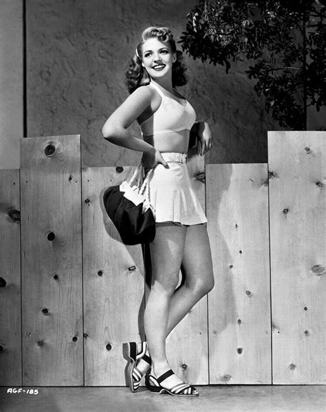 Cheesecake Pin-ups;) - Pinterest