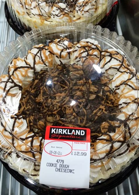 Cheesecake at costco. Nov 9, 2023 ... Costco's viral pumpkin cheesecake has made its grand return to the bakery section. The nearly 5-pound dessert, which only appears in the ... 