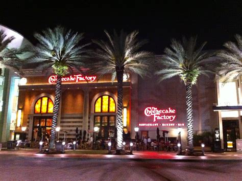 Cheesecake factory international drive. Monday – Thursday 11:00 am – 11:00 pm. Friday – Saturday 11:00 am – 12:00 am. Sunday 11:00 am – 11:00 pm. Brunch Menu. Sugar Factory Orlando HIGHLY recommends booking reservations for all party sizes in advance. Please visit opentable.com or call the restaurant at 407.270.7082. For parties larger than 12 please email orlandoparties ... 