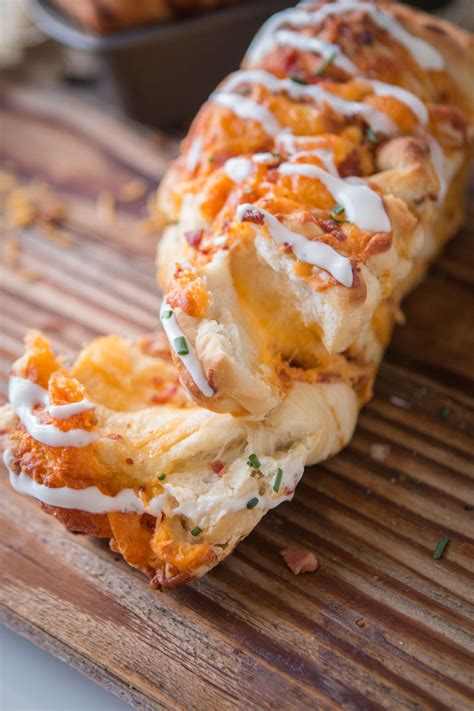 Cheesy Bacon Ranch Pull Apart Bread - Simply …