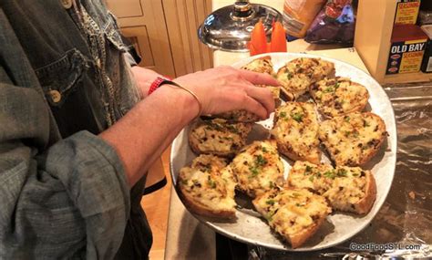 Cheesy Cauliflower Toasts - Good Food St. Louis