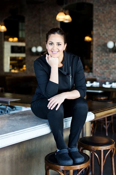 Chef antonia lofaso. Celebrity Chef Antonia Lofaso's Restaurants. In 2011, Lofaso partnered with Sal Aurora and Mario Guddemi to debut Black Market Liquor Bar in Studio City. In Black Market and the business partnerships she f. 