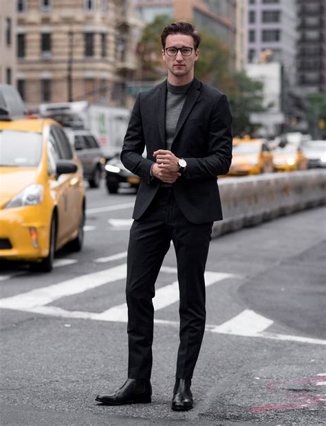 Chelsea boots with suit. That goes for guys who style them with suits as readily as it does for those who prefer tapered jeans. Like other menswear essentials with a storied history – from the field coat to the trucker jacket to the ever-ubiquitous henley – Chelsea boots are (when done right) the footwear equivalent of a seriously cool piece every guy can look great … 