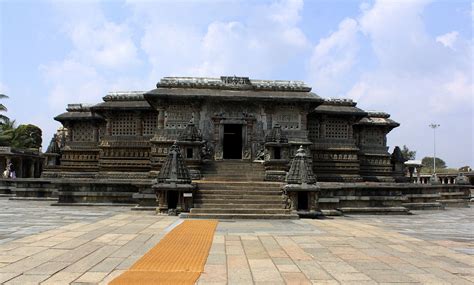 Chennakeshava temple images.  #freepik #photo Andal temple, Chennakeshava tem...