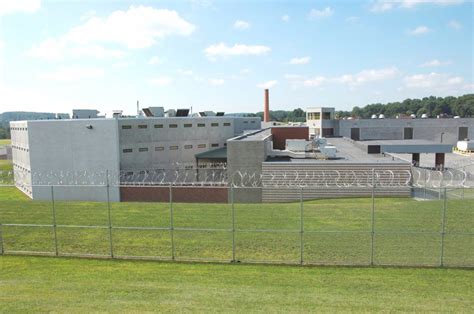 Search for inmates in the York County Detention Center, a direct supervision facility that houses county and state inmates. View the latest inmate roster, bond information, and visitation rules. Learn more about the Sheriff's Office and the prison system in York County.. 