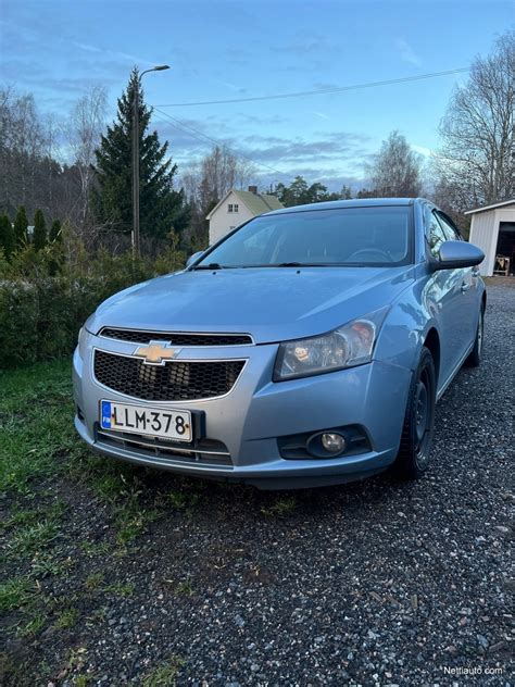 Chevrolet Cruze 4-ov LS 1,6 83kW MT5 Porrasperä 2010