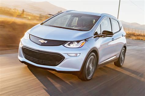 Chevrolet bolt range. The Chevrolet Bolt is a solid electric vehicle, especially with its 259 miles of range. It solves many of the qualms that EV shoppers have traditionally held. A spacious interior and fun-to-drive ... 