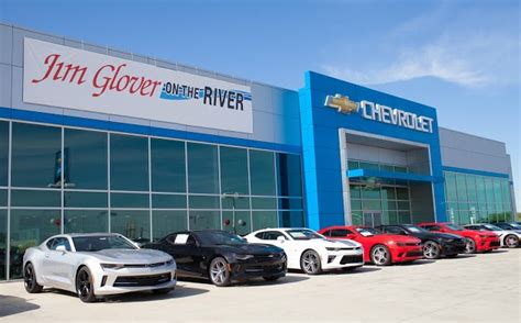 When it comes to buying a new or used Chevrolet vehicle, one of the most important decisions you’ll make is where to buy it from. While there are plenty of options available, choos...