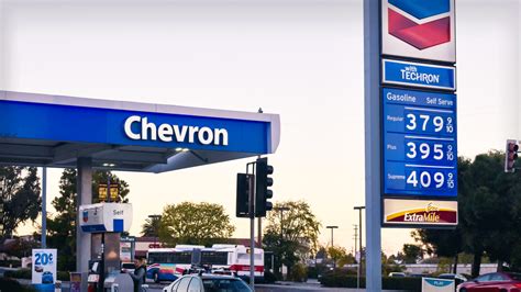 Chevron gas station finder. Things To Know About Chevron gas station finder. 