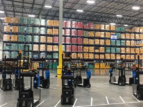 Chewy.com to Employ 700 in South Dallas. Since opening its local fulfillment center in February, the company has hired 360 people and plans to reach 500 employees in the next two weeks. By Lily.... 