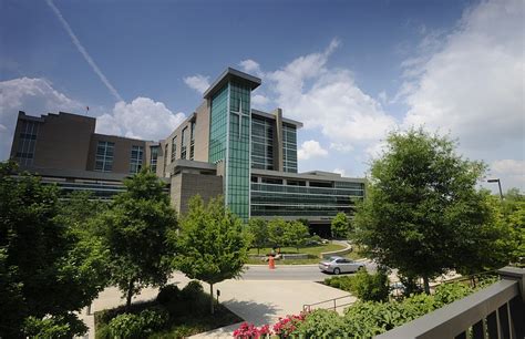 Chi memorial. I lead a team of high performing Cardiopulmonary Rehabilitation professionals at CHI Memorial - Chattanooga. I have the privilege to oversee Cardiac, Pulmonary, PAD-SET, and Exercise Oncology ... 