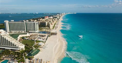 Chi to cancun. Are you dreaming of a tropical getaway without the hassle of planning every detail? Look no further than a Cancun all-inclusive package. With its pristine beaches, vibrant nightlif... 