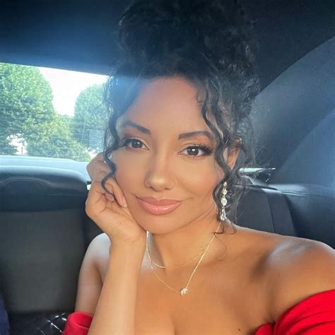 Chian Reynolds is a well-known social media influencer and YouTube celebrity from the United Kingdom. A well-known host of online programs like Stand Out TV is Chian Reynolds. Chian Reynolds Biography &amp; Profile Summary Chian Reynolds Age Chian. 
