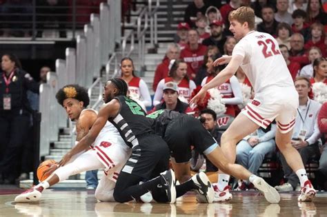 Chicago State Cougars play the No. 24 Wisconsin Badgers, seek 5th straight win