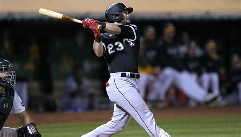 Chicago White Sox let a 3-run lead slip away late in a 6-3 loss to the Houston Astros: ‘All rallies hurt’