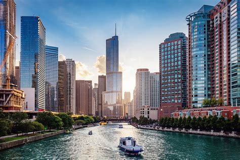 Chicago boat architectural tours. This riverboat excursion introduces passengers to Chicago’s legendary architecture, narrated by a professionally trained architectural guide. Outdoor and climate-controlled indoor seating is first-come, first-served so it’s best to book ahead. It’s a unique way to see the city. from. $44.00. per adult. 