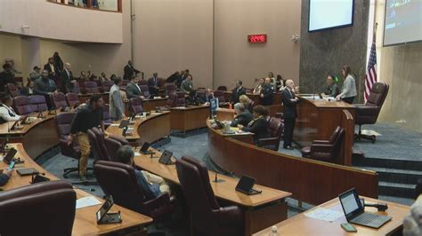 Chicago city council meets after bullying allegations