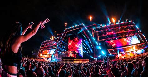 Chicago edm. 19-Sept-2023 ... EDM Concerts in Chicago are about spreading good vibes. Similarly, Service Sanitation partakes in several eco-friendly initiatives to ... 