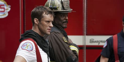 Chicago fire crossover episodes. Chicago Fire showrunner Derek Haas is looking to aliens and tsunamis for inspiration for next season’s big crossover with Chicago Med and Chicago P.D.. No, the Windy City-set universe isn’t ... 