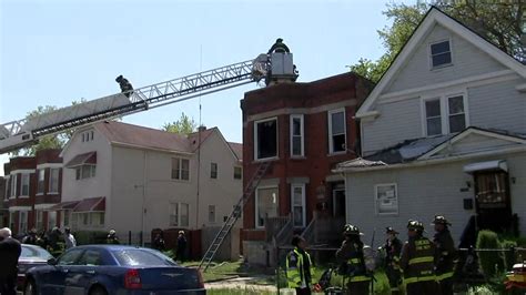 Chicago firefighters battle 2-alarm fire in West Pullman