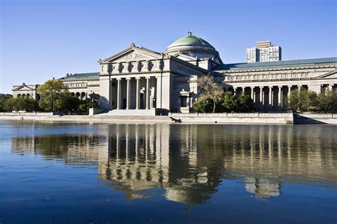Chicago science and industry. Evening events can start after MSI closes to the public. MSI is open to the public daily from 9:30 a.m. to 4:00 p.m., with extended hours (9:30 a.m. - 5:30 p.m) during Spring Break, summer months, and the winter holidays. Special Event start times are customized based on the client’s needs. Museum rental include 4-5 hours' use of the space ... 