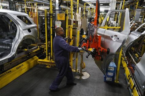 Chicago-area Ford and Jeep auto plants remain shut down by …