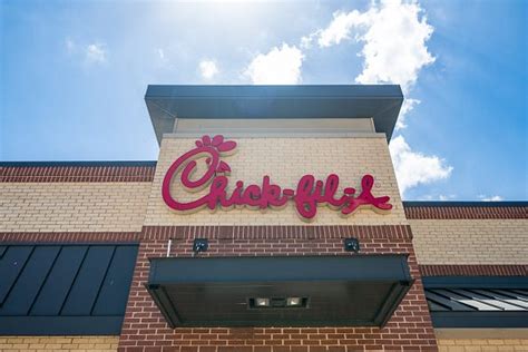 Chick fil a ann arbor. An interview with Matt Brown of the Extra Points newsletter about USC and UCLA As the blustery autumn drags on in Ann Arbor, Michigan, the short walk from my apartment to Michigan ... 