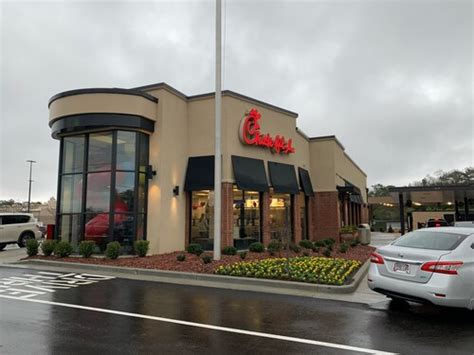 Chick fil a dothan al. Mar 1, 2024 · How much do Chick Fil A Delivery Driver jobs pay in Dothan, AL per hour? Average hourly salary for a Chick Fil A Delivery Driver job in Dothan, AL is $15.83. 