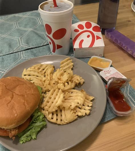 Chick fil a number. May 14, 2019 · 2. It was officially founded in 1967. After much success with the Dwarf House, Cathy opened the first-ever Chick-fil-A in 1967 in Atlanta.. 3. Chick-fil-A's founder popularized the chicken sandwich. 