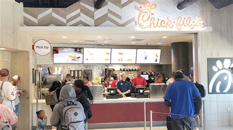 Chick fil a sky harbor. Retry. Go to Chick-fil-A.com. Download the Chick‑fil‑A ® App to redeem rewards for free food and check out faster with your next purchase. Order all the Chick-fil-A classics online today. 