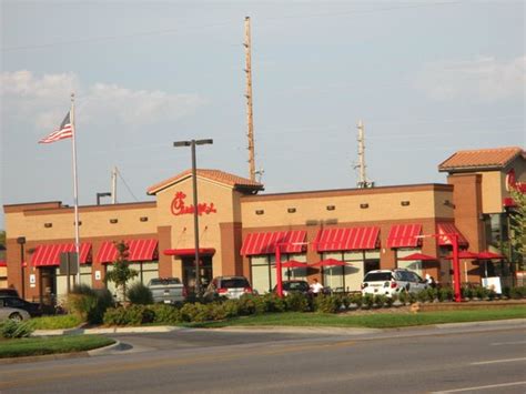 Chick fil a wichita ks. Rated 3.5/5. Located in Wichita, Wichita. Serves Fast Food. 