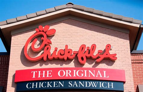 Chick fli a. 0:51. Chick-fil-A serves breakfast from 6:30 a.m. to 10:30 a.m. They're closed on Sundays to allow employees a day for "resting, friends and family and personal pursuits." You can fill out a ... 
