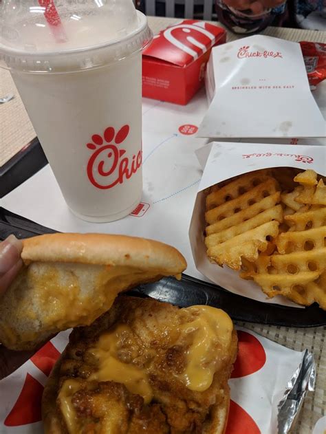 Chick-fil-A Gulfport, MS 39503 - Restaurantji