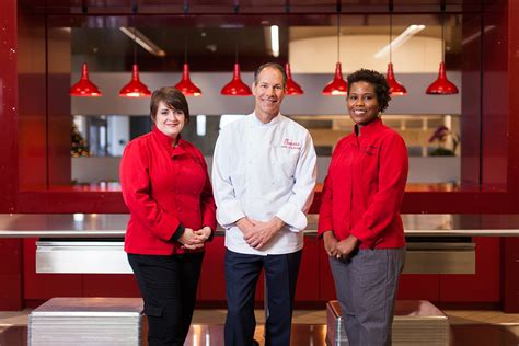 Chick-fil-A Kitchen Staff Crew Member in Norfolk, VA