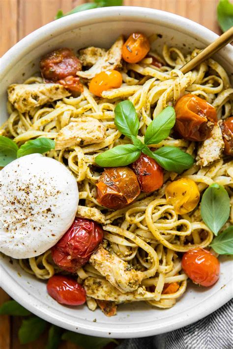 Chicken Tomato Pesto Burrata Pasta - Jar Of Lemons