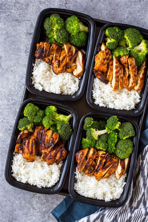 Chicken and rice meal prep. Preheat a large skillet over medium to medium high heat. Make the teriyaki sauce. In a small bowl or dish combine the coconut aminos, rice wine vinegar, maple syrup and spices. Stir well. In a separate small bowl, combine the arrowroot powder and about 1 tablespoon of water. 