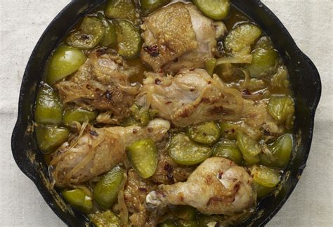 Chicken in a Tomatillo, Chipotle and Brown Sugar Sauce