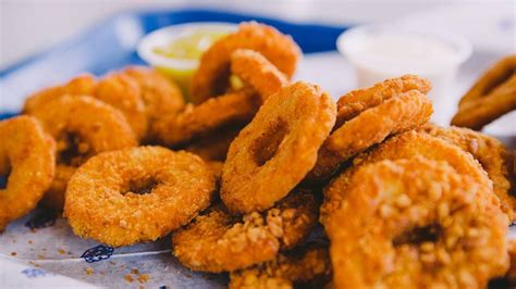 Chicken rings. Essential Amino Acids. Essential amino acids are critical for building protein. For more information, see the Wikipedia page about them. 100g of Chicken Rings ... 