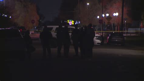 Chief: Man stabbed, suspect killed during Denver police barricade